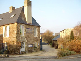 Entr&eacute;e du Manoir de la Dr&ocirc;me &agrave; Balleroy (14)